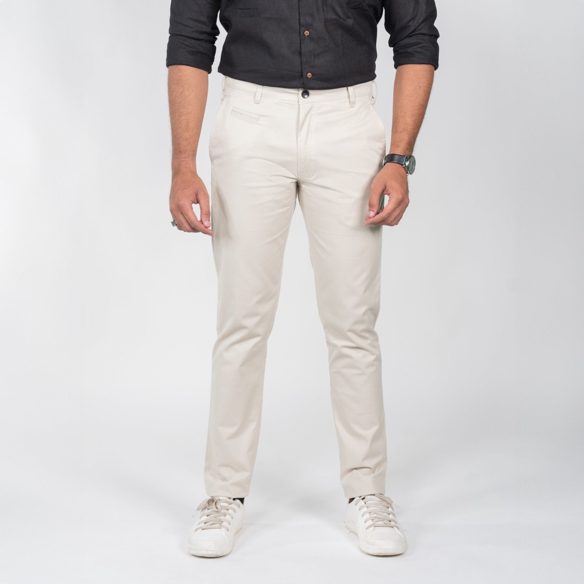 Uniqlo Men EZY Ankle Pants (2 Way Stretch) - Off White #GreatAsGifts, Men's  Fashion, Bottoms, Trousers on Carousell